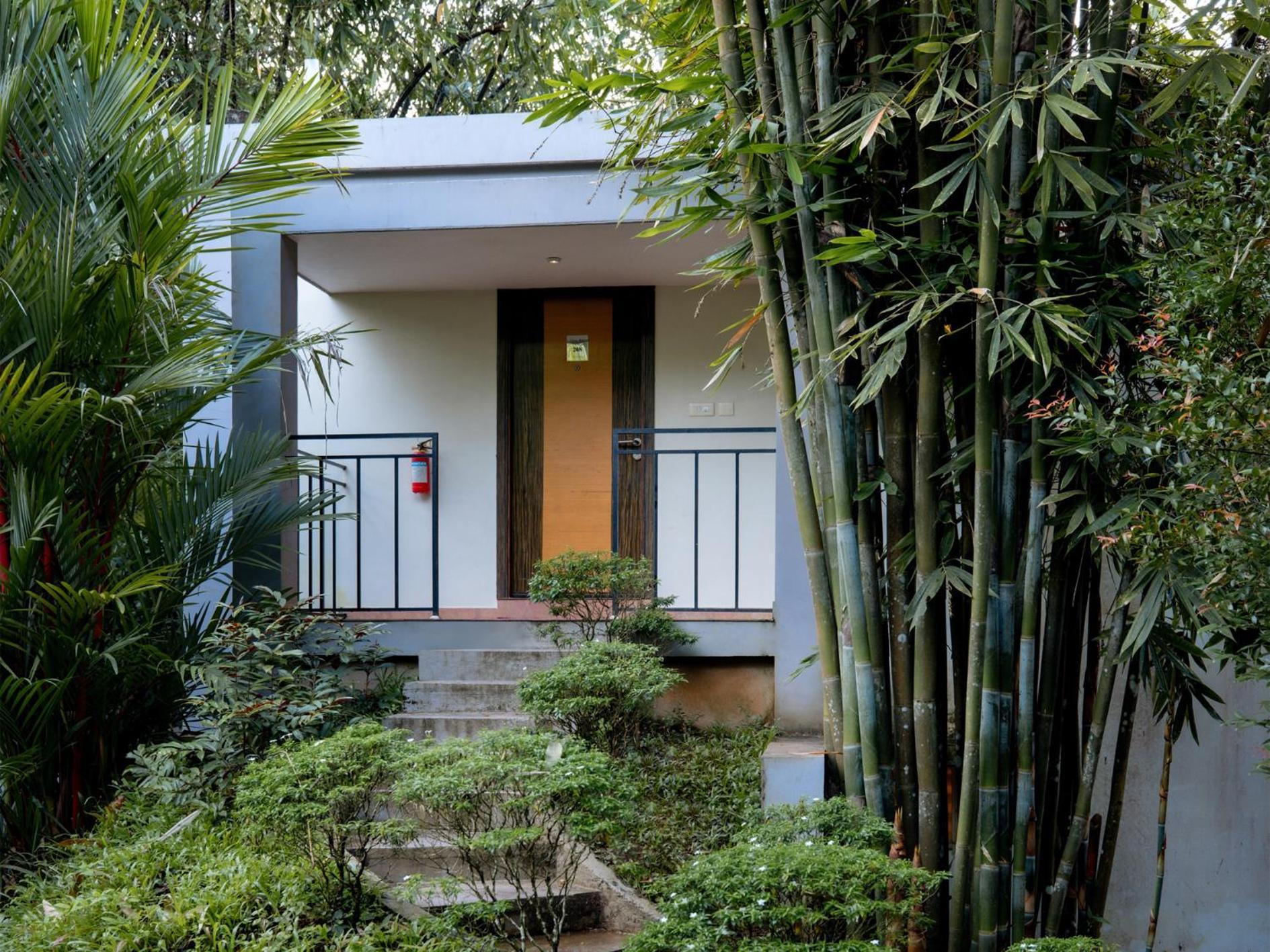 Casa Rio Resorts Athirappilly Exterior foto