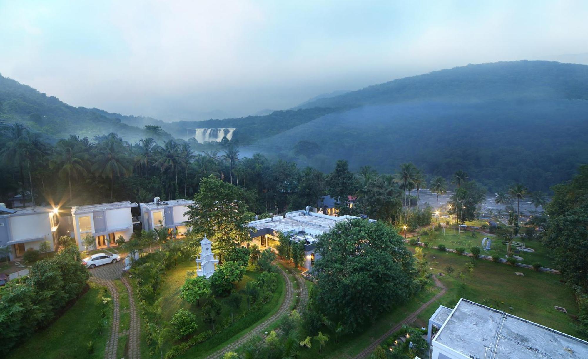 Casa Rio Resorts Athirappilly Exterior foto